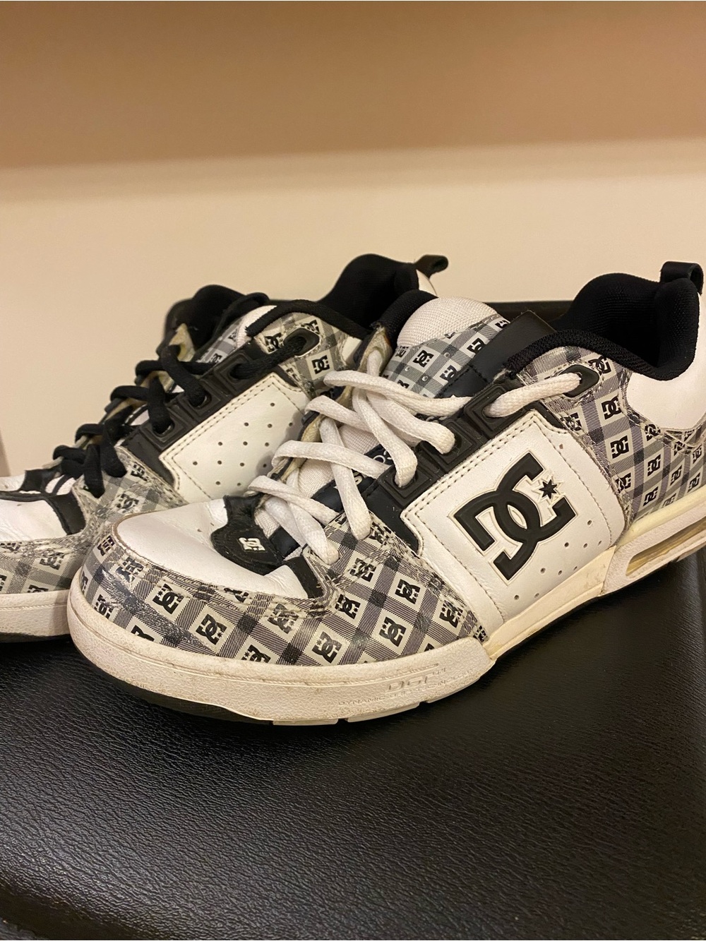 Vintage DC 2001 Kalis Model Skate Shoes